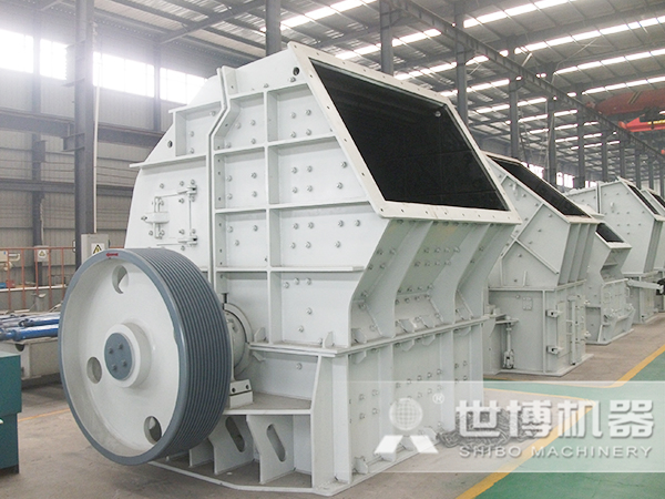 PCZ1308重型錘式破碎機(jī) PCZ1308重型錘式破碎機(jī)