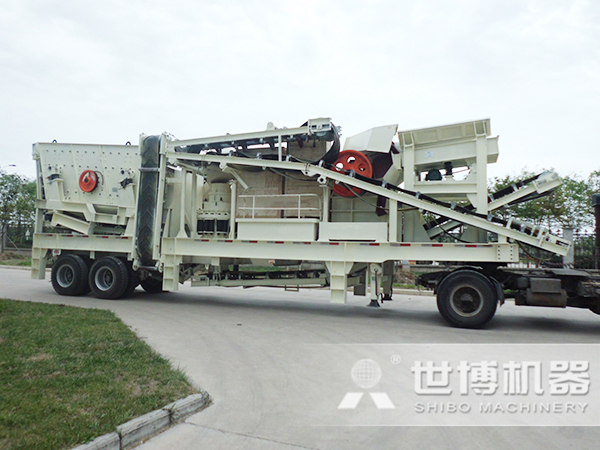 輪胎可移動破石機(jī) 輪胎可移動破石機(jī)