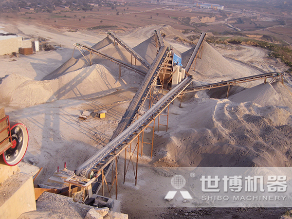 建筑垃圾固定破碎機(jī)生產(chǎn)線現(xiàn)場 建筑垃圾固定破碎機(jī)生產(chǎn)線現(xiàn)場