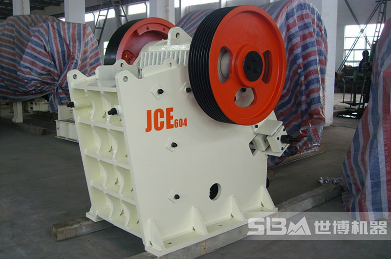 歐版顎式破碎機(jī) 歐版顎式破碎機(jī)