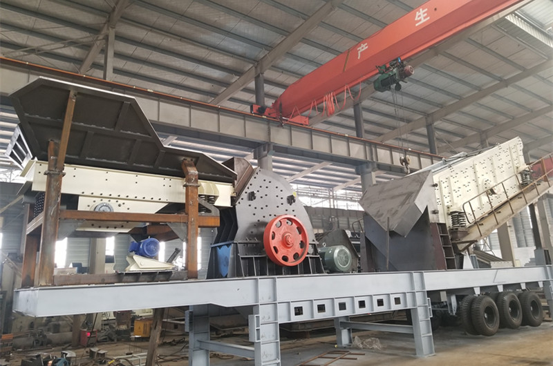 移動破碎喂料一體機(jī)，移動重錘式破碎機(jī)
