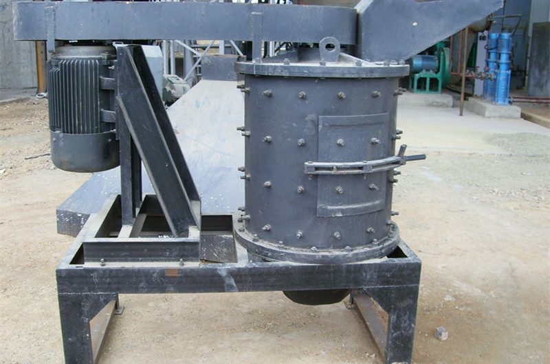 鋼架基礎(chǔ)復(fù)合式破石機(jī)，家庭用小型石頭破碎機(jī)