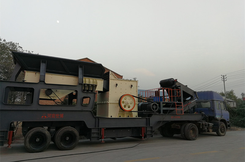 小型箱破移動碎石機 小型箱破移動碎石機