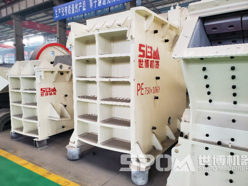 顎破石子破碎機(jī) 顎破石子破碎機(jī)