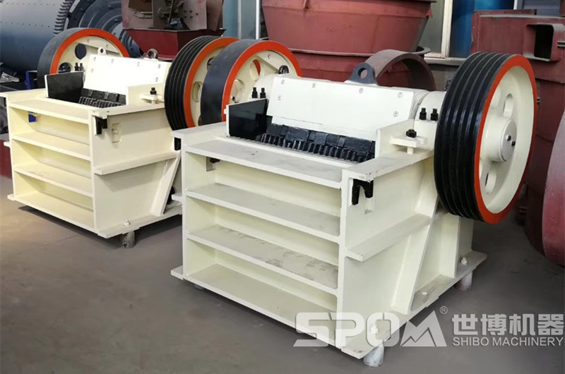 PEX300×1300顎式細(xì)破機 PEX300×1300顎式細(xì)破機