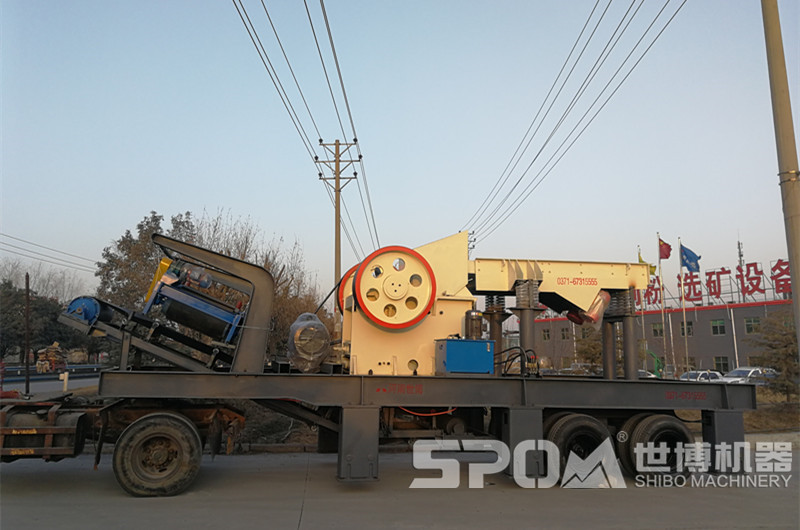 車子改裝小型移動(dòng)鄂破機(jī) 車子改裝小型移動(dòng)鄂破機(jī)