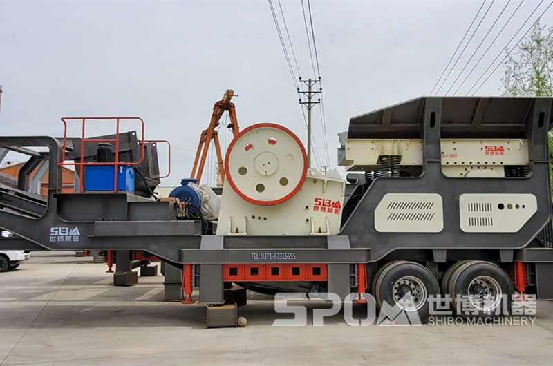 汽車(chē)一體的顎破移動(dòng)破碎機(jī) 汽車(chē)一體的顎破移動(dòng)破碎機(jī)