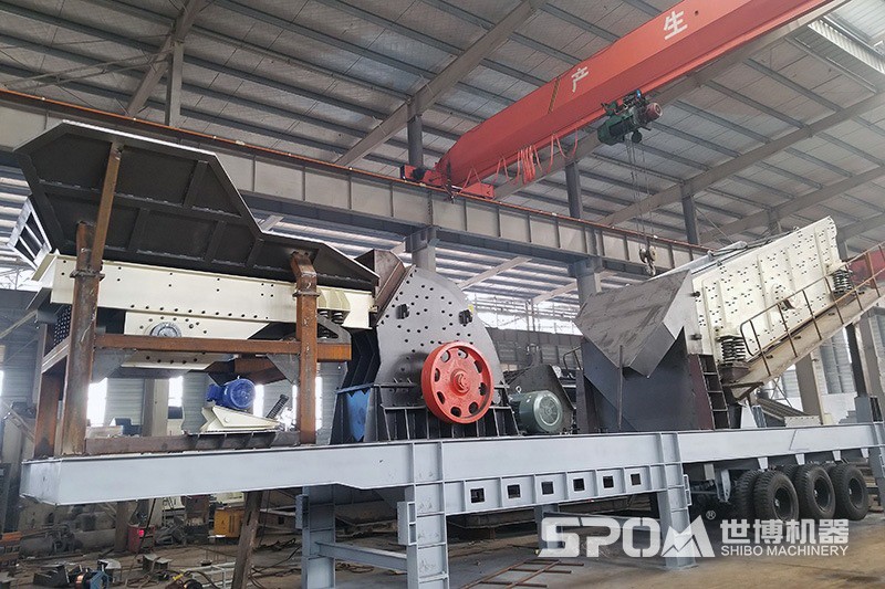 三合一移動破碎機(jī)車間圖 三合一移動破碎機(jī)車間圖