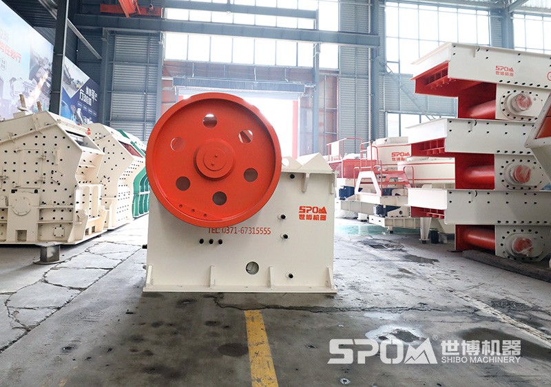 顎式破碎機(jī)(鄂式破碎機(jī)) 顎式破碎機(jī)(鄂式破碎機(jī))